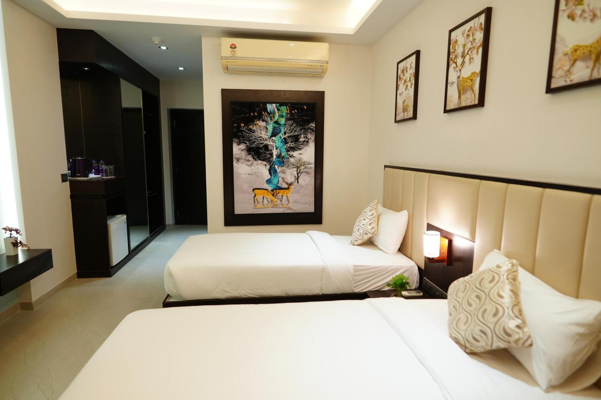 Hotel Grand Visava Lonavala Extérieur photo
