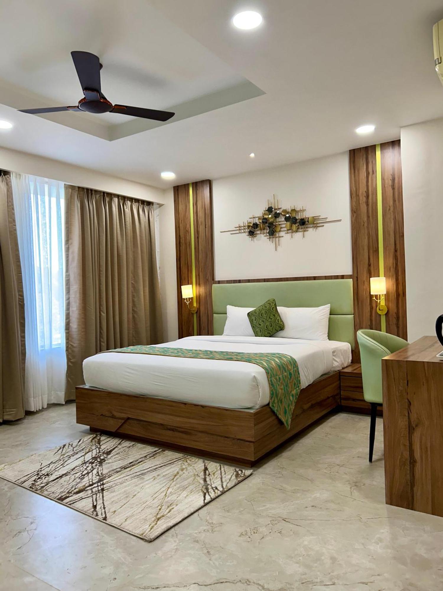 Hotel Grand Visava Lonavala Extérieur photo