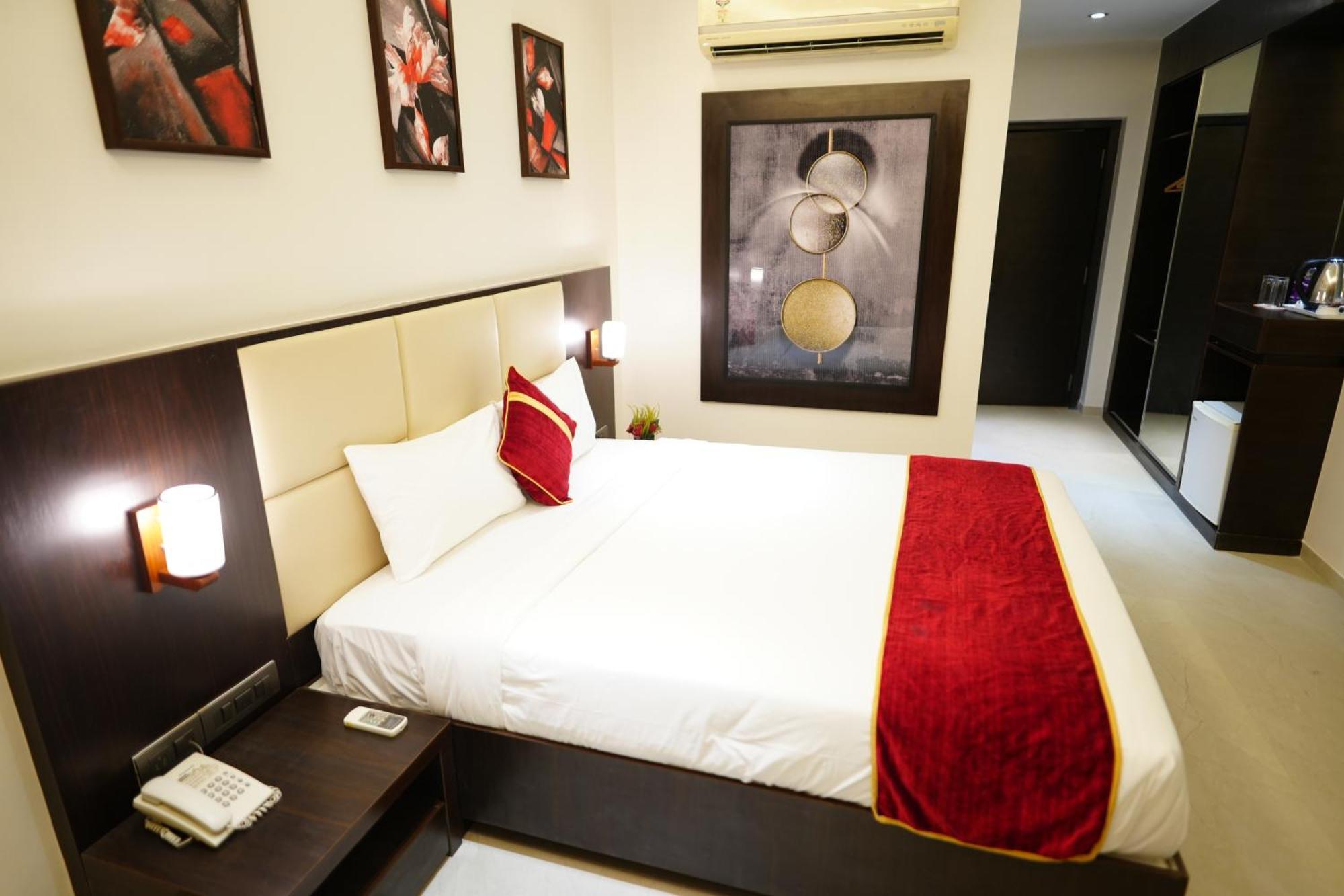 Hotel Grand Visava Lonavala Extérieur photo