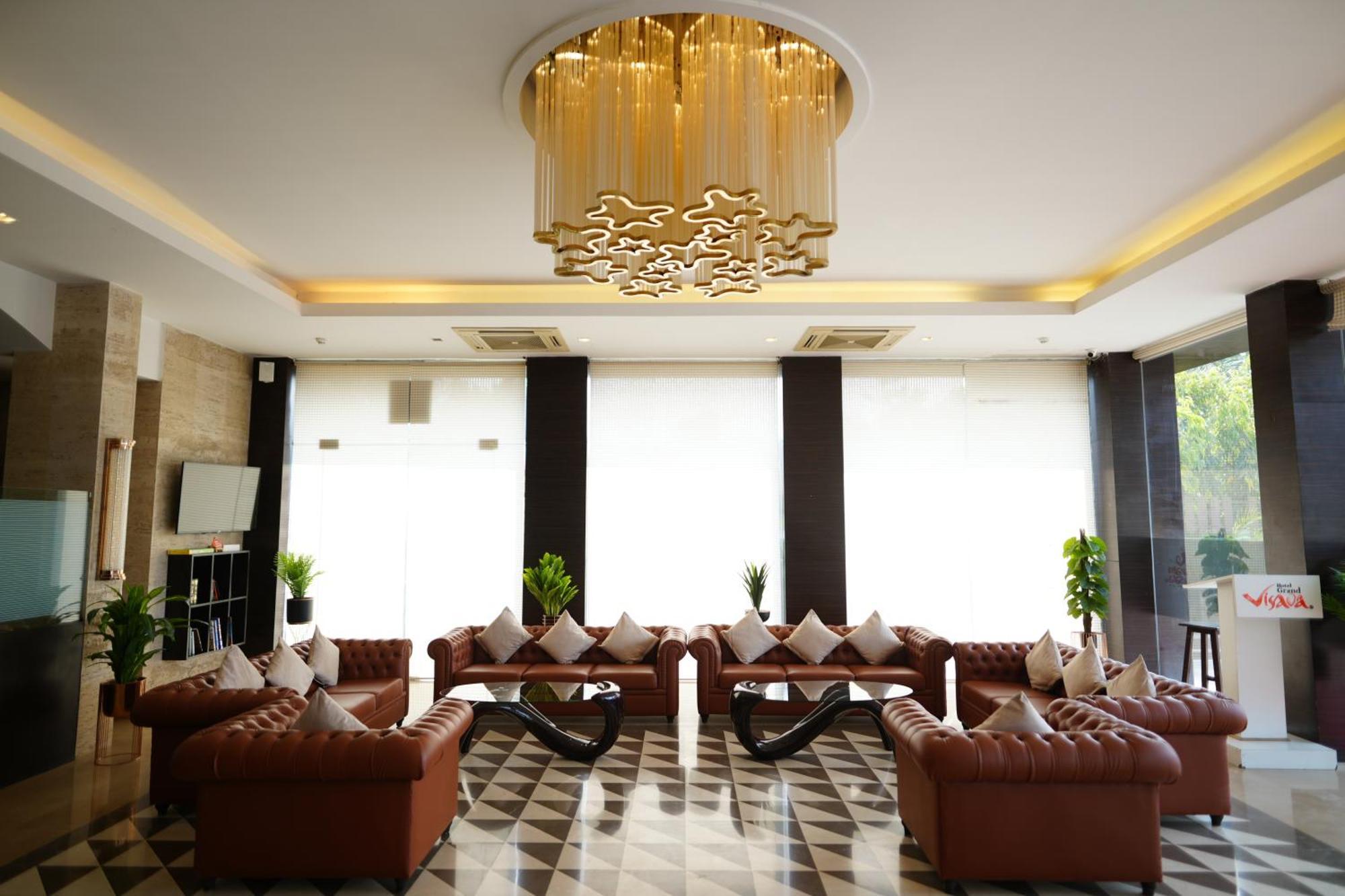 Hotel Grand Visava Lonavala Extérieur photo
