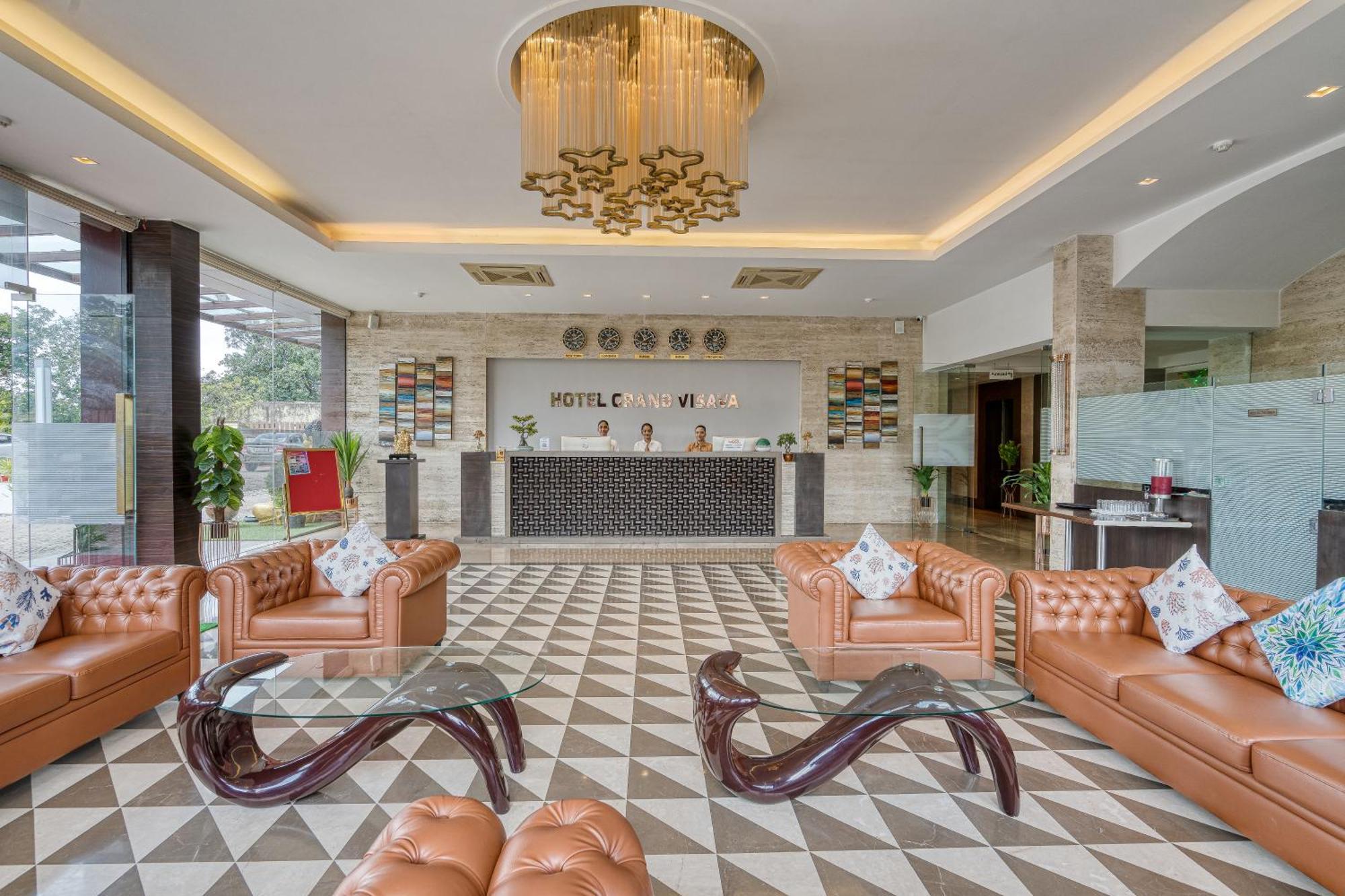 Hotel Grand Visava Lonavala Extérieur photo