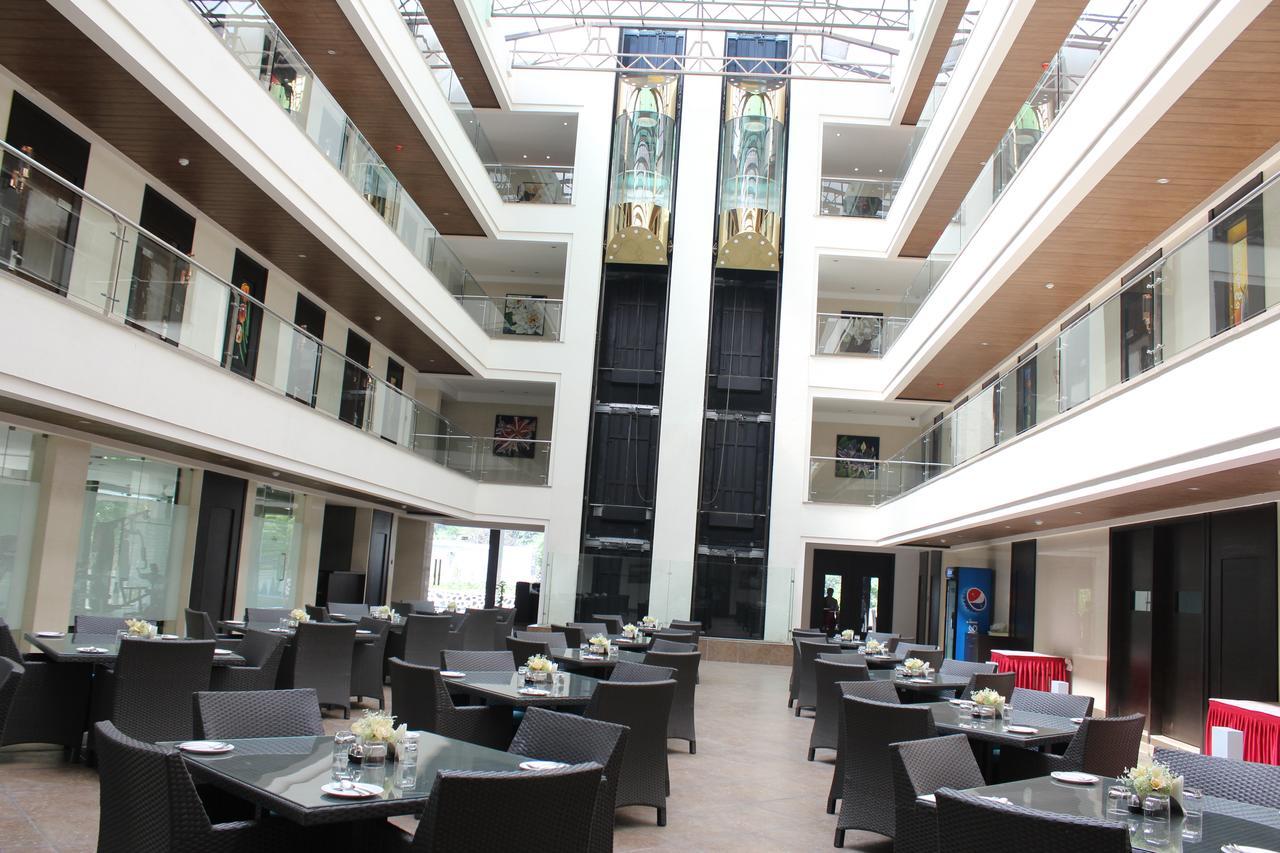 Hotel Grand Visava Lonavala Extérieur photo