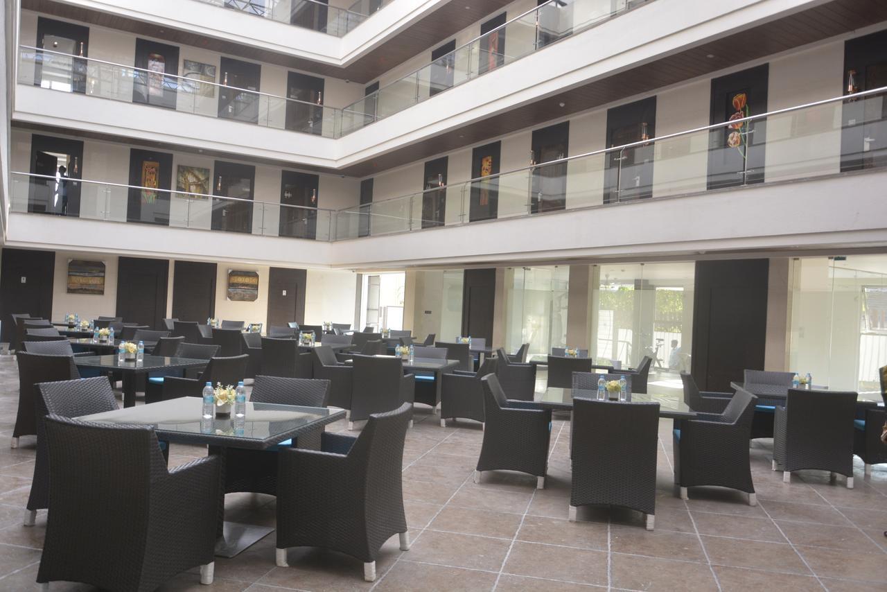 Hotel Grand Visava Lonavala Extérieur photo