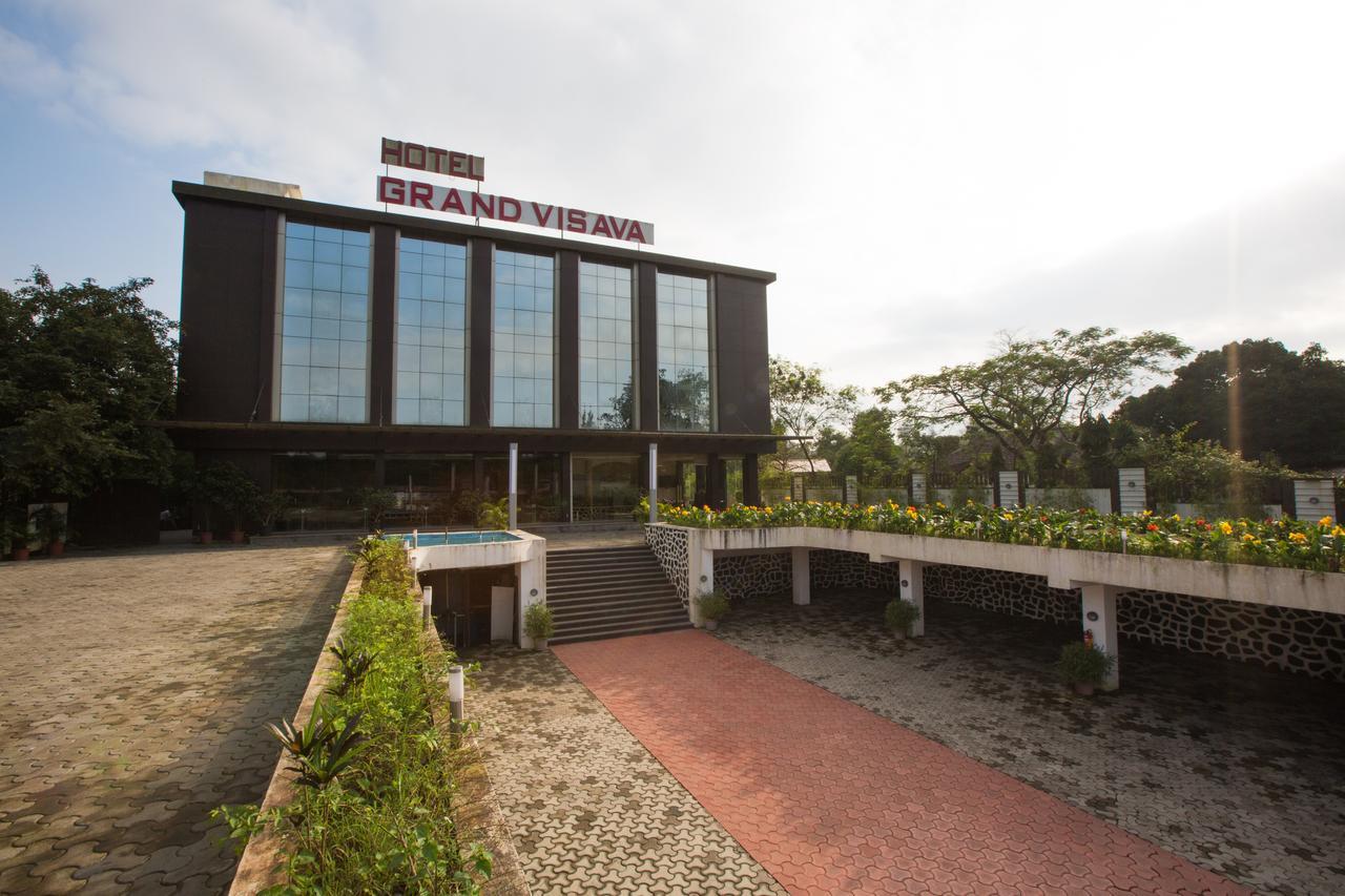 Hotel Grand Visava Lonavala Extérieur photo